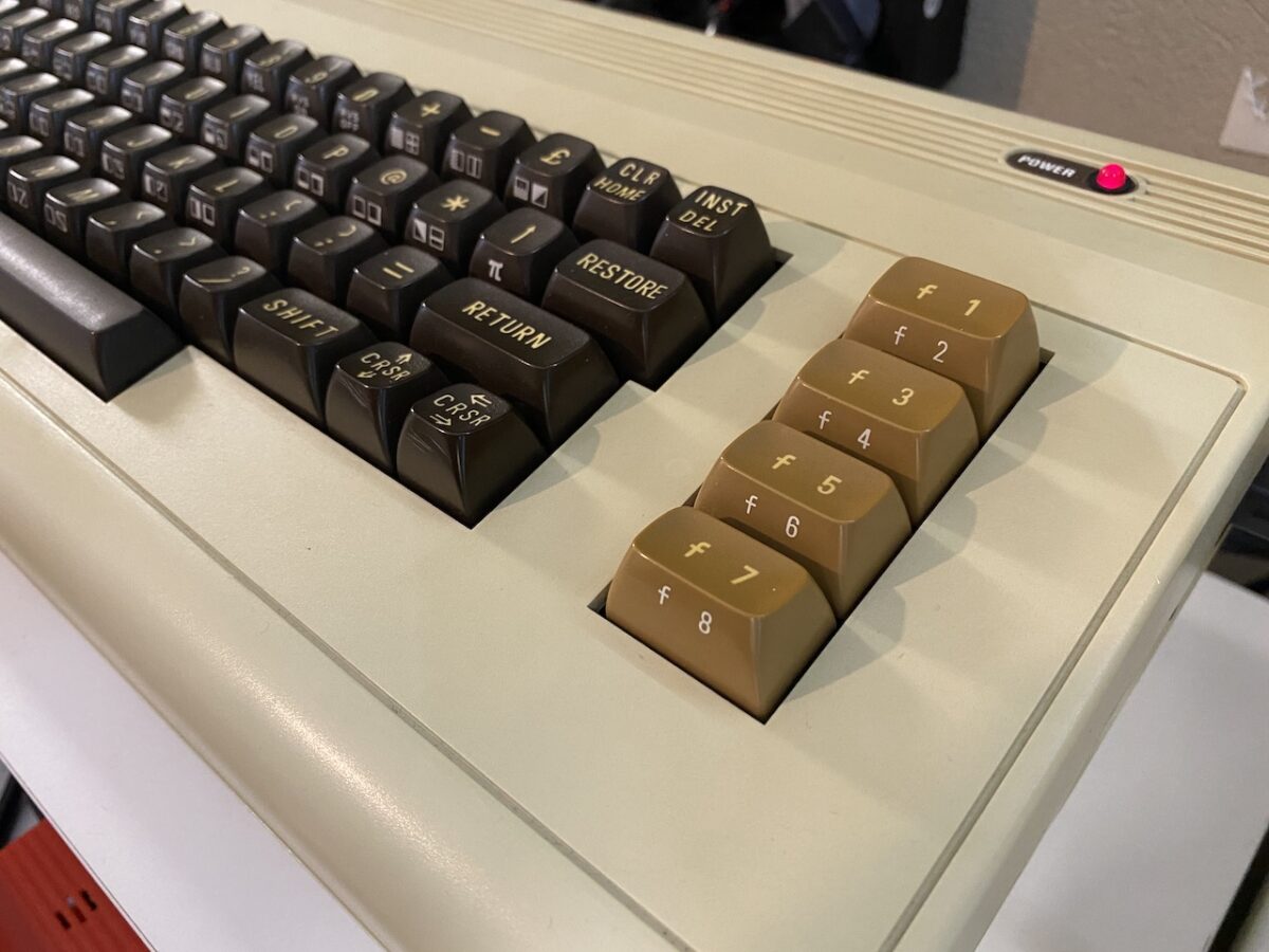 Commodore VIC20 with PenUltimate Cartridge