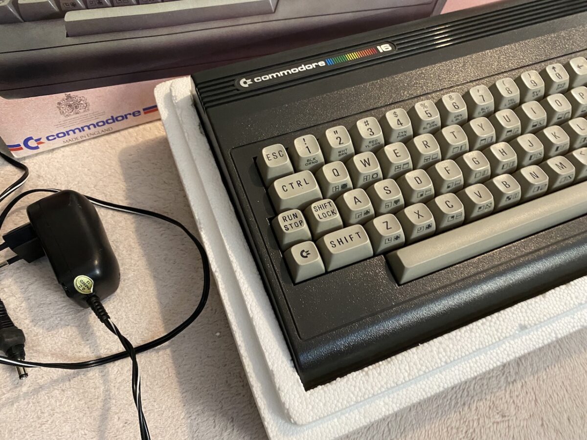 Commodore 16 64kb Saruman TED
